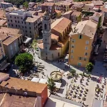 Chateau-11 By Interhome Daire