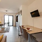 Chateau-11 By Interhome Daire *