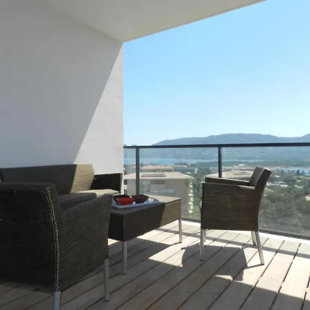 Chateau-11 By Interhome Apartamento