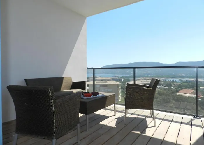 Chateau-11 By Interhome Lägenhet